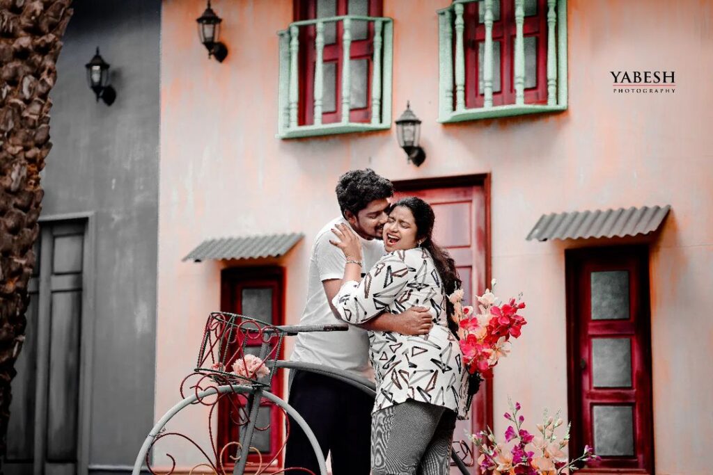 Pre-wedding couple poses Tirunelveli - Wedding Photography in Madurai |  Candid Photography in Madurai |