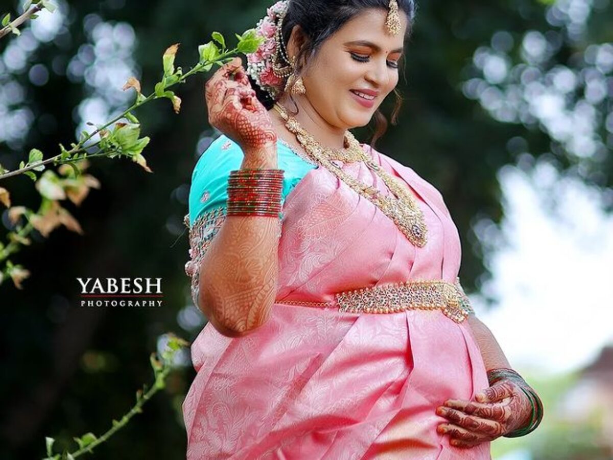 Indian Pregnant Couple Stock Photos and Images - 123RF