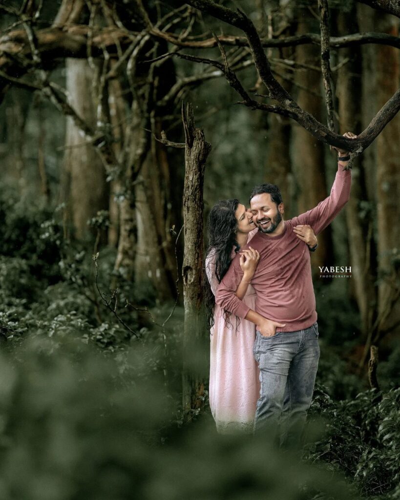 Pre-Wedding Photoshoot in Coimbatore Yabesh Photography Book Now